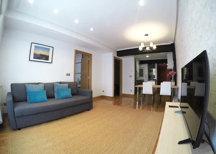 Gros * San Sebastián